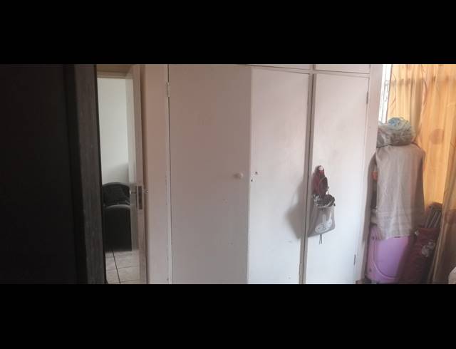 1 BEDROOM FLAT SOLD IN ELANDSHEUWEL